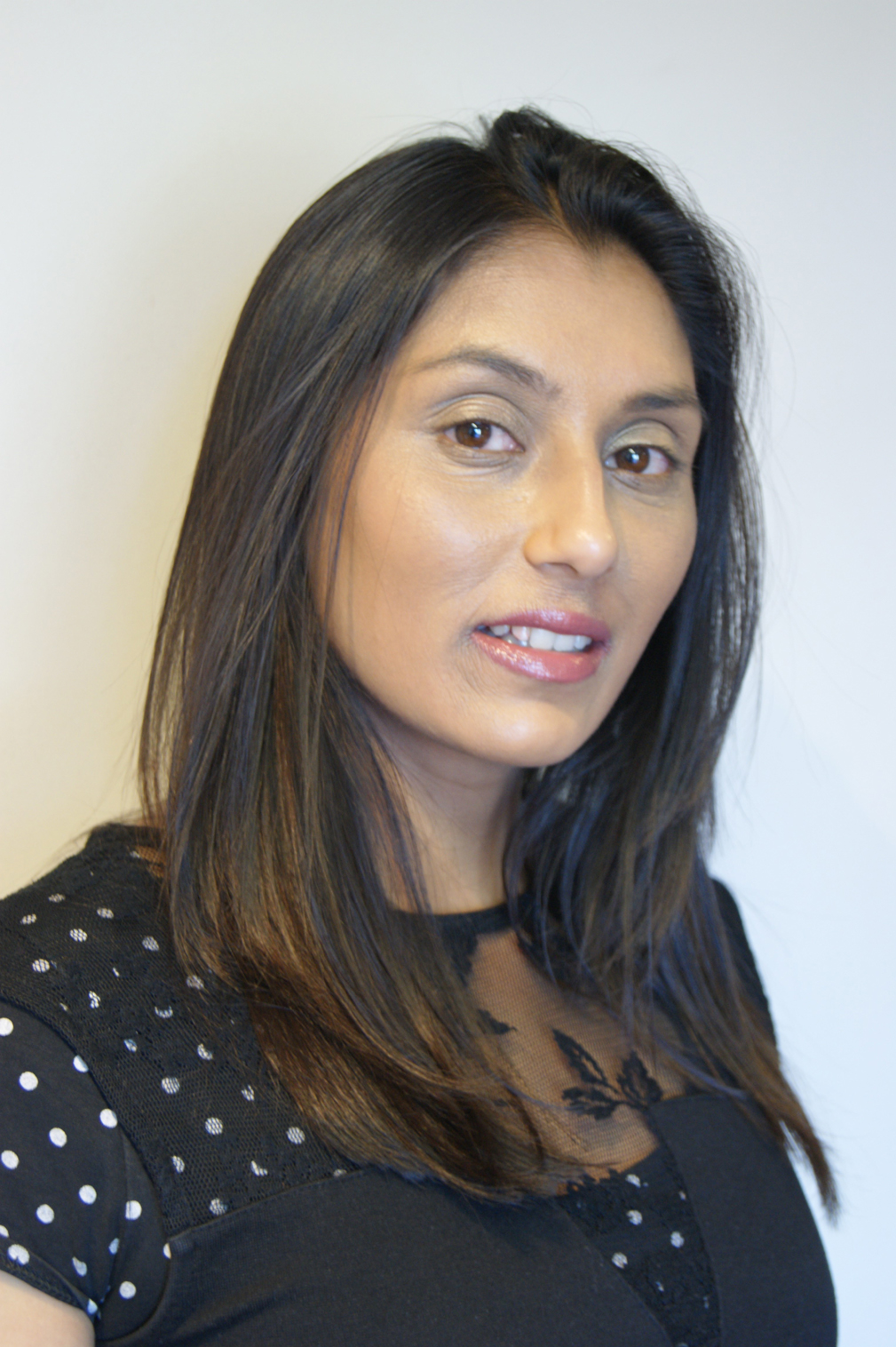 Dr Asha Patel